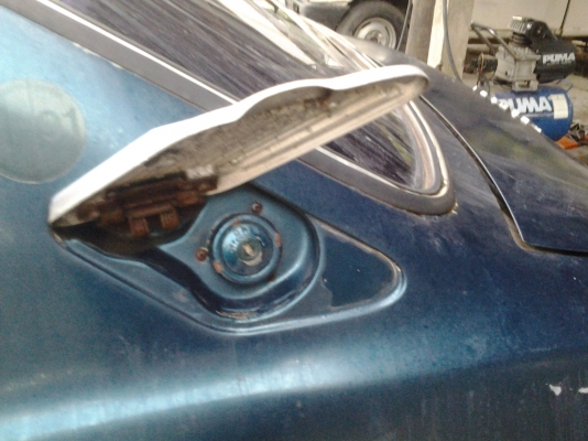 ชำแหละke20แล้วค่ะอะไหล่ตอนนี้ที่เหลือ..เกียร์5 เกียร์..6000..เครื่อง5kcdiแล้วเครื่องดี 6000..ขายแล้ว..กระปุกพวงมาลัยพร้อมแกน..กันชนหน้า-หลัง..แพหน้ายกชุดพร้อมดิสก์เบรคหน้าคันชัก-คันส่ง-โช้ค..ประตู4บาน..แก้มซ้าย-ขวาสนใจโทรสอบฤามได้เลยด่วนๆค่ะ