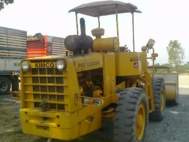 KOMATSU JH 63 - HOUGH รถตักล้อยาง สภาพสวยพร้อมใช้งาน เครื่องแน่นแรงดีมากไม่มีเยิ้มเลย ระบบไฮดรอลิกส์ไม่มีรั่วไม่มีแตกเดิมๆทั้งคัน ยกขึ้นรถพ่วงรถสิบล้อได้สบายเลยครับ ช่วงล่างแน่น ยางสภาพดีหน้าหลังประมาณ 70\% พร้อมทำงานได้เลย ราคาต่อรองได้ครับ KOMATSU JH 63 - HOUGH รถตักล้อยาง สภาพสวยพร้อมใช้งาน เครื่องแน่นแรงดีมากไม่มีเยิ้มเลย ระบบไฮดรอลิกส์ไม่มีรั่วไม่มีแตกเดิมๆทั้งคัน ยกขึ้นรถพ่วงรถสิบล้อได้สบายเลยครับ ช่วงล่างแน่น ยางสภาพดีหน้าหลังประมาณ 70\% พร้อมทำงานได้เลย ราคาต่อรองได้ครับ