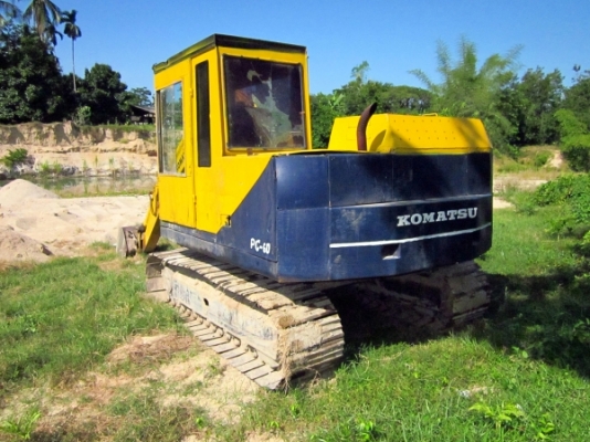 ฝากขาย KOMUTSU PC 60-3 ด่วน รถใช้งานทุกวัน ฝากขาย KOMUTSU PC 60-3 ด่วน รถใช้งานทุกวัน