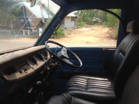 ออกเดินทางแล้วครับ ไปจังหวัด สงขลา ISUZU. TL-100. แรง ฝาขาว ช่วงยาว 4.30 ม.พร้อมใช้งาน