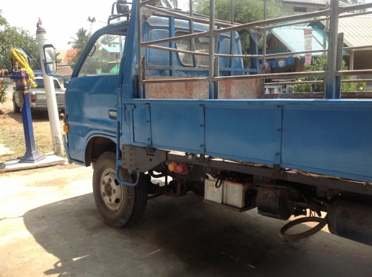 ออกเดินทางแล้วครับ ไปจังหวัด สงขลา ISUZU. TL-100. แรง ฝาขาว ช่วงยาว 4.30 ม.พร้อมใช้งาน