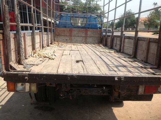 ออกเดินทางแล้วครับ ไปจังหวัด สงขลา ISUZU. TL-100. แรง ฝาขาว ช่วงยาว 4.30 ม.พร้อมใช้งาน