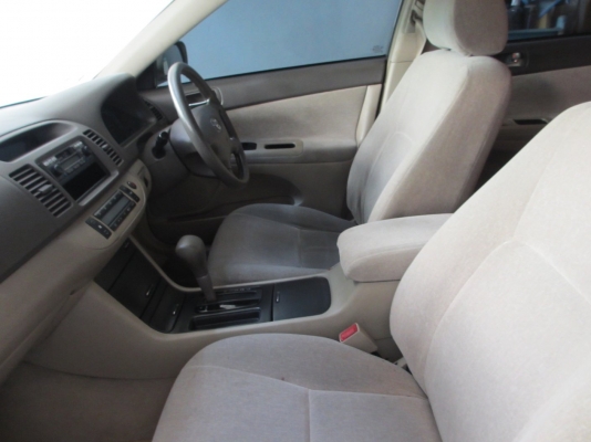 ขาย Toyota Camry 2.0E ปี 04 รถสวยไม่เคยติด GAS