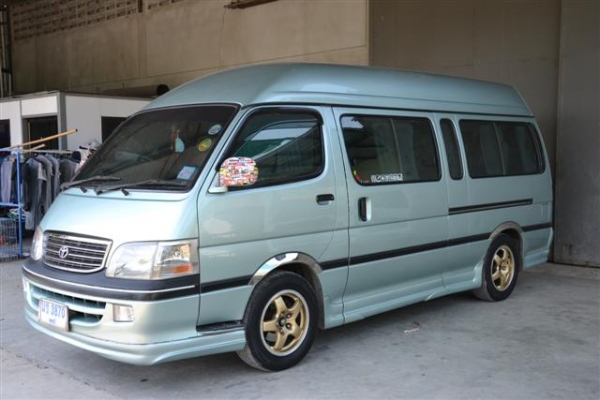 ขายรถตู้ TOYOTA hiace ปี2003