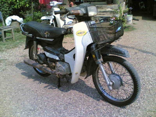 ขายคุรุ(เทา)เล่มทะเบียนพร้อมชุดโอนเครื่องดีอะไหล่เดิม รถปี 30 ขาย 9500 บาท ขายคุรุ(เทา)เล่มทะเบียนพร้อมชุดโอนเครื่องดีอะไหล่เดิม รถปี 30 ขาย 9500 บาท