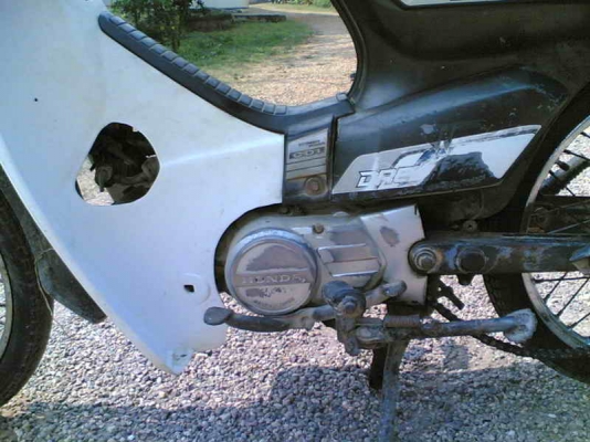 ขายคุรุ(เทา)เล่มทะเบียนพร้อมชุดโอนเครื่องดีอะไหล่เดิม รถปี 30 ขาย 9500 บาท ขายคุรุ(เทา)เล่มทะเบียนพร้อมชุดโอนเครื่องดีอะไหล่เดิม รถปี 30 ขาย 9500 บาท