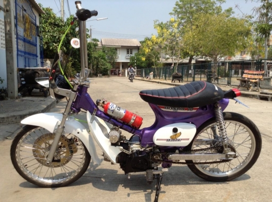 ขาย C70 แต่งโอสคูล แนวๆ เครื่อง ไลฟาน 110 มีอินวอย เครื่อง ตามรูปเลยคับ ขาย 13500 ลองดูคับ