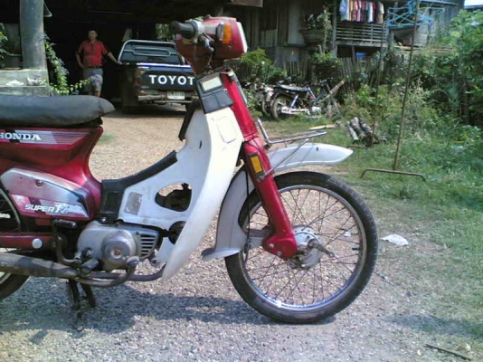 ขาย C700ซุปเปอร์ เล่มทะเบียนอย่างเดียวเครื่องดีอะไหล่เดิม รถปี 32 ขาย 7500 บาท