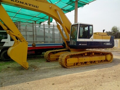 ขายโคมัสซูPC300-5 รถเก่าญี่ปุ่น ราคา 1,650,000 บาท ราคาต่อรองได้