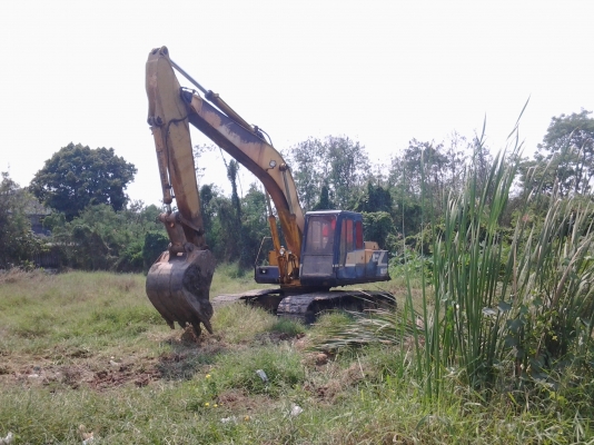 ขายแม็คโครKOBELCO  PC 200    มาคทูเอกสารอินวอยร์รถสวยพร้อมใช้