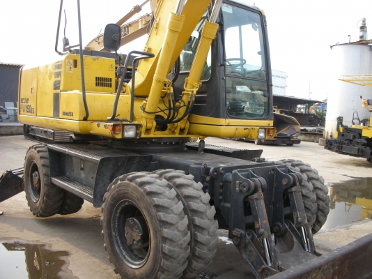 รถขุดล้อยางPW150 รถขุดล้อยางPW150