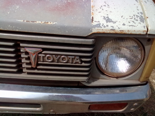 ขายToyota Rn30 สีขาว ทะเบียน-พร้อมโอน