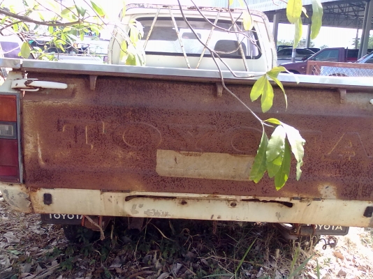 ขายToyota Rn30 สีขาว ทะเบียน-พร้อมโอน