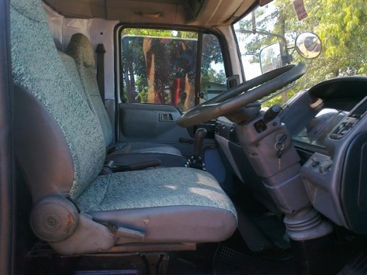 ขายด่วน รถ6ล้อ HINO FC4J 5.50 เมตร รถสวยสภาพพร้อมใช้