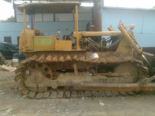 ขาย CAT D4E ตีนเป็ด สภาพสวยพร้อมใช้ ติดต่อได้ที่คุณออ๊ฟ พิจิตร 086-737-9991 ขาย CAT D4E ตีนเป็ด สภาพสวยพร้อมใช้ ติดต่อได้ที่คุณออ๊ฟ พิจิตร 086-737-9991