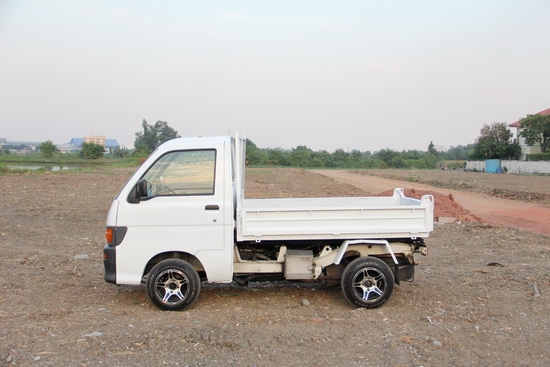 รถดั้มญี่ปุ่น แท้จากโรงงาน สภาพสวย ทำสีเก็บงานแล้ว ทะเบียนกระบะบรรทุก รถดั้มญี่ปุ่น แท้จากโรงงาน สภาพสวย ทำสีเก็บงานแล้ว ทะเบียนกระบะบรรทุก