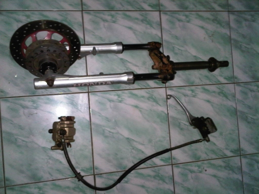 ขาย ชุดหน้าเวฟ/ปั้มบนฟีโน่