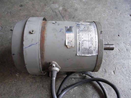 ขายมอเตอร์Toshiba 1 HP.1400 RPM. 380V สภาพสวยเดิมๆ วิ่งนิ่ม พร้อมใช้งาน รับประกันคุณภาพ มีอยู่ 8 ตัว แบ่งขายได้ครับ