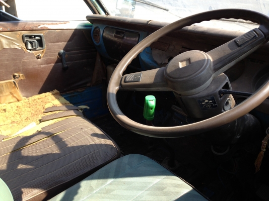 ISUZU TL 85 HP หกล้อช่วงสั้น กระบะเหล็กคอกไม้พื้นเหล็กสภาพดีไม่มีผุกร่อน เครื่องแน่นดีไม่มีเยิ้ม หัวเก๋งบางสีเดิมไม่ผุภายในเก๋งคอนโซลครบพร้อม ช่วงล่างคัชซีสวยไม่ผุ ยางสภาพดีทั้ง 6 เส้นประมาณ 80\% เอกสารเล่มทะเบียนครบพร้อมโอน ราคาต่อรองได้ครับ ISUZU TL 85 HP หกล้อช่วงสั้น กระบะเหล็กคอกไม้พื้นเหล็กสภาพดีไม่มีผุกร่อน เครื่องแน่นดีไม่มีเยิ้ม หัวเก๋งบางสีเดิมไม่ผุภายในเก๋งคอนโซลครบพร้อม ช่วงล่างคัชซีสวยไม่ผุ ยางสภาพดีทั้ง 6 เส้นประมาณ 80\% เอกสารเล่มทะเบียนครบพร้อมโอน ราคาต่อรองได้ครับ