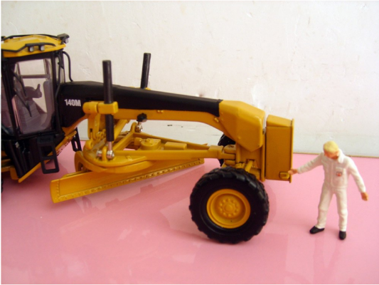 Model Caterpillar 140M Motor Grader Scale 1:50 เหมาะสำหรับเป็นของสะสม หรือสมนาคุณลูกค้ามากครับ Model Caterpillar 140M Motor Grader Scale 1:50 เหมาะสำหรับเป็นของสะสม หรือสมนาคุณลูกค้ามากครับ