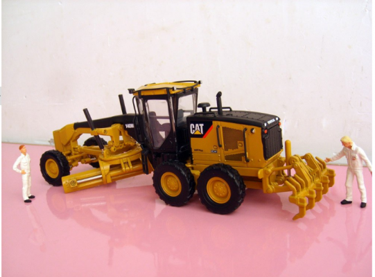 Model Caterpillar 140M Motor Grader Scale 1:50 เหมาะสำหรับเป็นของสะสม หรือสมนาคุณลูกค้ามากครับ Model Caterpillar 140M Motor Grader Scale 1:50 เหมาะสำหรับเป็นของสะสม หรือสมนาคุณลูกค้ามากครับ
