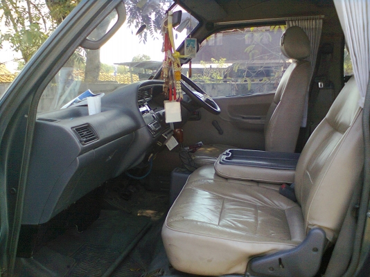 ขายด่วน รถตู้หัวจรวด (ซื้อ-ขายแล้วครับ)