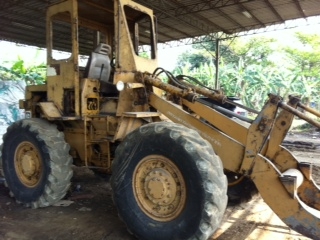 ขาย รถตักCAT 910 SN/6180 สภาพดี พร้อมใช้งาน สนใจติดต่อ คุณรัตนศักดิ์ โทร.081-7621704