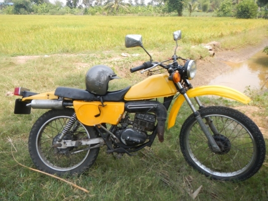 SUZUKI TS125