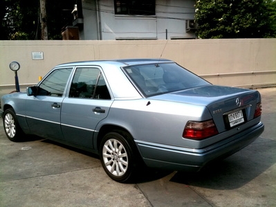 Benz 300E รุ่นท็อปสุด เบาะไฟฟ้า สภาพเรียบร้อย โทรสอบถามรายละเอียดได้ครับTel.085-150-9040. Benz 300E รุ่นท็อปสุด เบาะไฟฟ้า สภาพเรียบร้อย โทรสอบถามรายละเอียดได้ครับTel.085-150-9040.