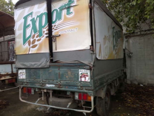 รถอิซูซุ 6 ล้อ รั่ว NKR 110 แรงม้า / 4 ล้อ NKR 88 แรงม้า  ( มีขาย 2 คัน )  สนใจติดต่อ 081 - 6079515