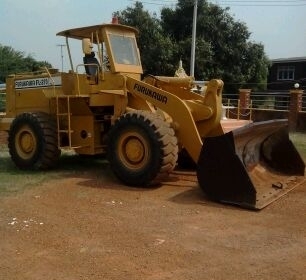 รถตักล้อยาง FURUKAWA FL270 เก่านอก รถตักล้อยาง FURUKAWA FL270 เก่านอก