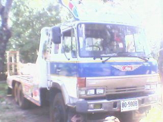 ขอประกาขายด้วยนะ 10ล้อ เพลาเดียว หางรถเกี้ยว HINO F17 เครื่อง 170 เอกสารทะเบียนพร้อมแจ้ง มอ79แล้ว