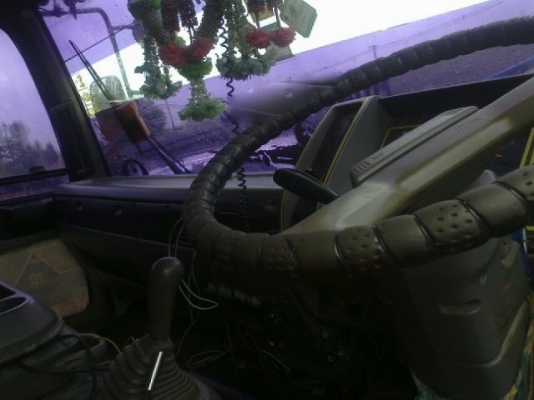 รถฮีโน่ 10 ล้อดั๊ม FM3M  240 แรงม้า ปี 38  สนใจติดต่อ 081 - 6079515