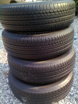 ปรับราคาใหม่ขายยางพร้อมแม็ก HONDA CITY 4 รู ขอบ15 ยางบริสโตร์ 175/65R15 ยางปี 5009 สวยๆ 1ชุด พร้อมน๊อต 16 ตัว