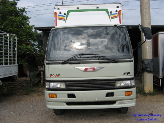 ขาย 6 ล้อ ฮีโน่ สิงห์ไฮเทค 195 แรง ตู้ 10 บานยาว7.30 ม. ปี 1995 สภาพเดิม ๆ สวยจัดกว่า 90\% เครื่องแน่น คัสซีสวยกิ๊ป ตู้สภาพดี สนใจชมรถก่อนได้ครับ
