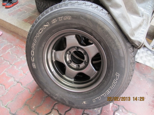 ขายล้อลายแบรดเลท์  พร้อมยาง  xxxxx  สวยๆ เชิญครับ