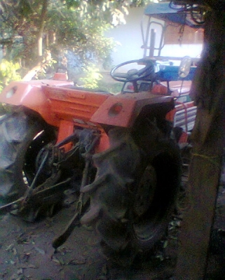 ขายรถไถคูโบต้า 24 แรง L-2402 DT-M 4WD เครื่องแน่นอุปกรณ์ ผาน5 จอบหมุน