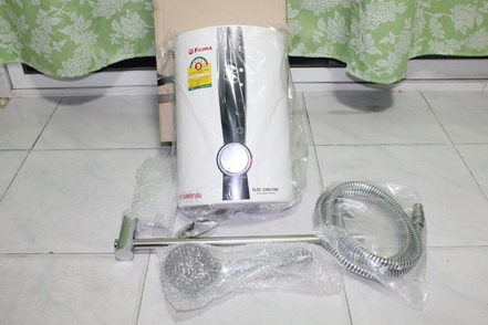 เครื่องทำน้ำอุ่นยี่ห้อFUJIKA รุ่น FS-45T ขนาด 4500วัตต์ เครื่องทำน้ำอุ่นยี่ห้อFUJIKA รุ่น FS-45T ขนาด 4500วัตต์