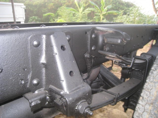 ขาย ISUZU  ELF 4WD คานแข็ง