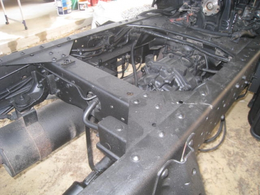 ขาย ISUZU  ELF 4WD คานแข็ง