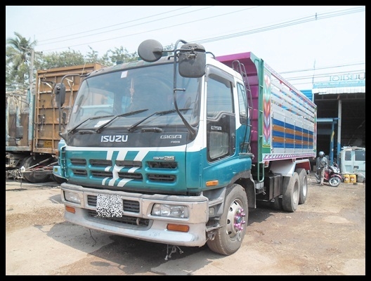 สิบล้อ GIGA 360 สภาพดี สวยๆ