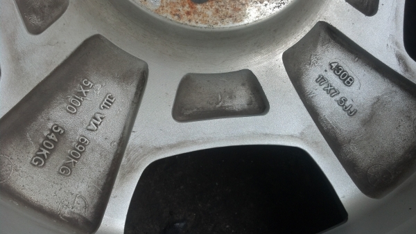 แม็ก 17 วีไอพี หน้าตื้นหลังลึก 4 รู 100กับ 114 แม็ก 17 วีไอพี หน้าตื้นหลังลึก 4 รู 100กับ 114