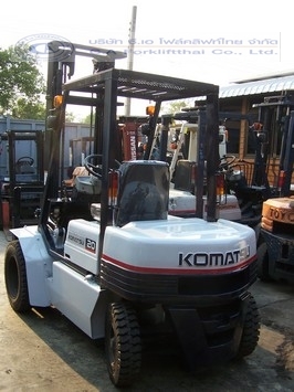 ขาย รถโฟล์คลิฟท์ KOMATSU รุ่น FD20-11