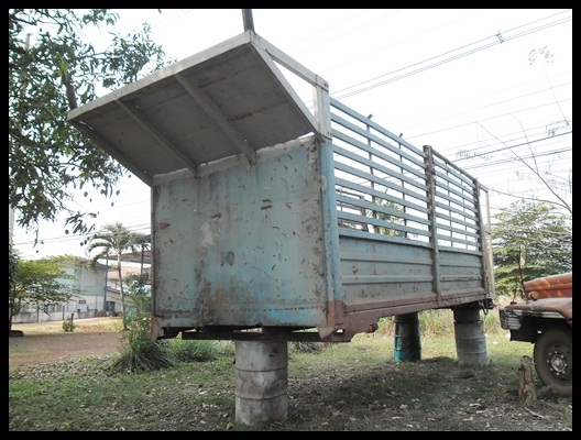 กระบะสิบล้อ สภาพดี สวยๆ