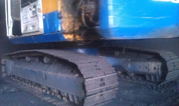 ขายรถขุดPC200-3พร้อมD2-6 ขายเหมาๆรีบๆหน่อย