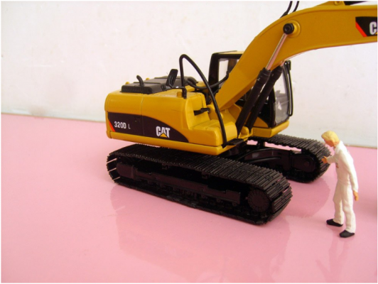Model CAT320D Hydraulic Excavator Scale 1:50 เหมาะสำหรับเป็นของสะสม หรือสมนาคุณลูกค้ามากครับ Model CAT320D Hydraulic Excavator Scale 1:50 เหมาะสำหรับเป็นของสะสม หรือสมนาคุณลูกค้ามากครับ