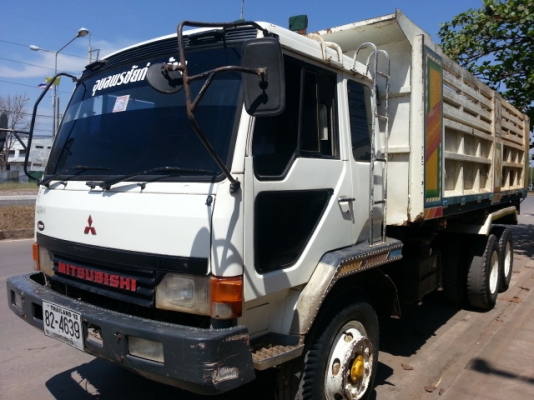 ขายด่วนMITSUBISHI FN527MTD2800 สองเพลาดั้ม195แรงสภาพพร้อมใช้งานสุดๆ คัชซีสวย เอกสารชุดโอนพร้อม รีบโทร0811838154 0846443466