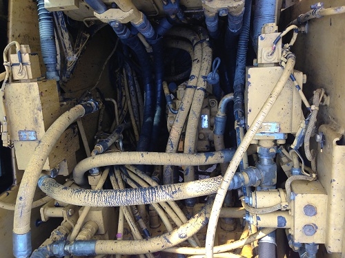 ขายรถแบคโฮ CAT 312 C รถนอกนำเข้าสภาพสวย มี VDO ครับ ทำงาน 5000 กว่าชั่วโมง เอกสารพร้อม สนใจติดต่อ 081-2990958