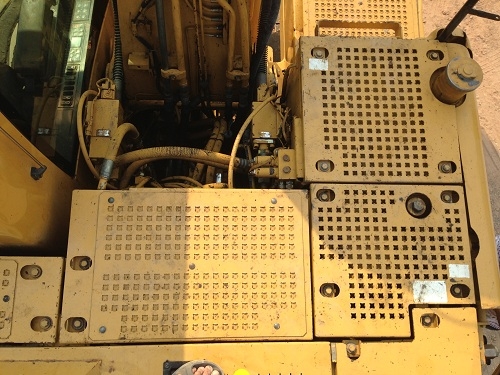 ขายรถแบคโฮ CAT 312 C รถนอกนำเข้าสภาพสวย มี VDO ครับ ทำงาน 5000 กว่าชั่วโมง เอกสารพร้อม สนใจติดต่อ 081-2990958