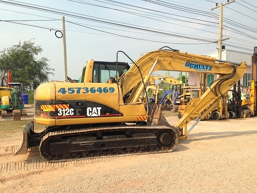 ขายรถแบคโฮ CAT 312 C รถนอกนำเข้าสภาพสวย มี VDO ครับ ทำงาน 5000 กว่าชั่วโมง เอกสารพร้อม สนใจติดต่อ 081-2990958